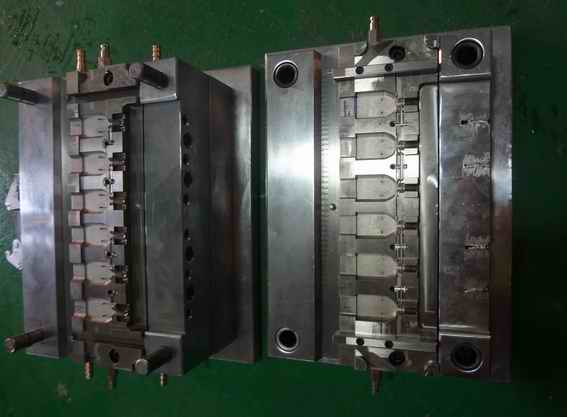 plastic mould 16