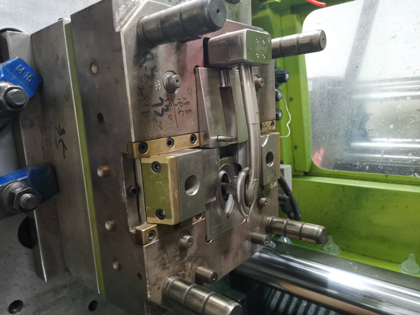 LSR medical laryngeal mask mould 